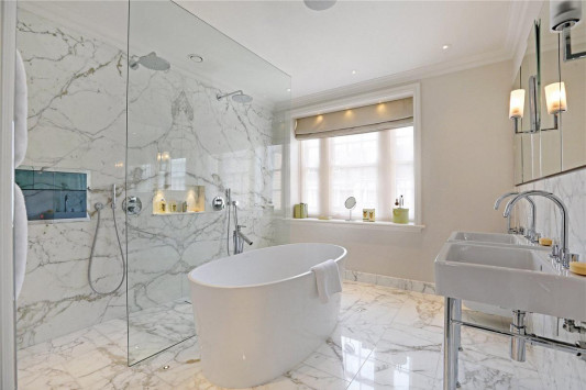 Jubilee Place 3 Bed Property