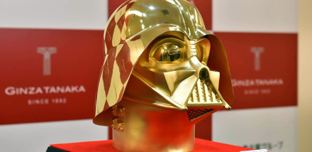 Solid Gold Darth Vader Mask Up For Sale For $1.4 Million