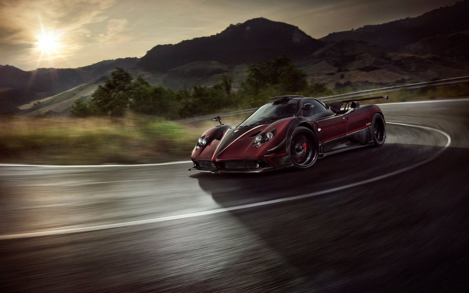 Pagini Fantasma Evo – The Last Zonda?