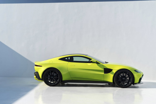 2018 Aston Martin Vantage