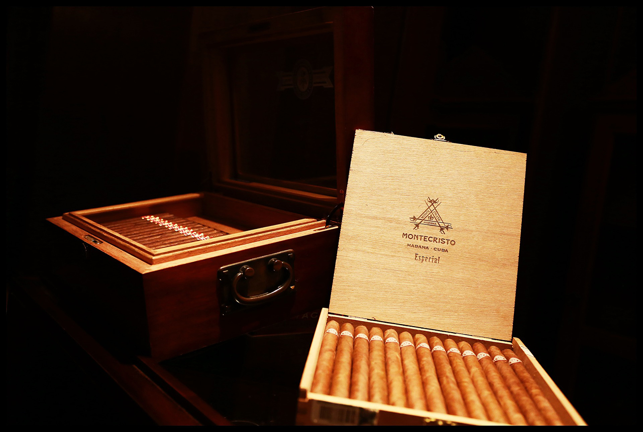 Monte Cristo Cigars