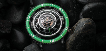 MB&F HM7 Aquapod Green in Titanium