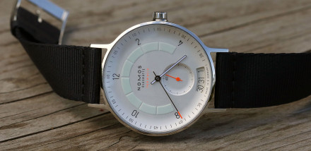 Nomos Glashütte Autobahn Neomatik 41 Date Hands-On Review