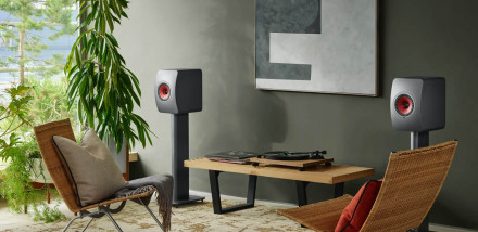 Seven Christmas Gifts for the Tech Junkie