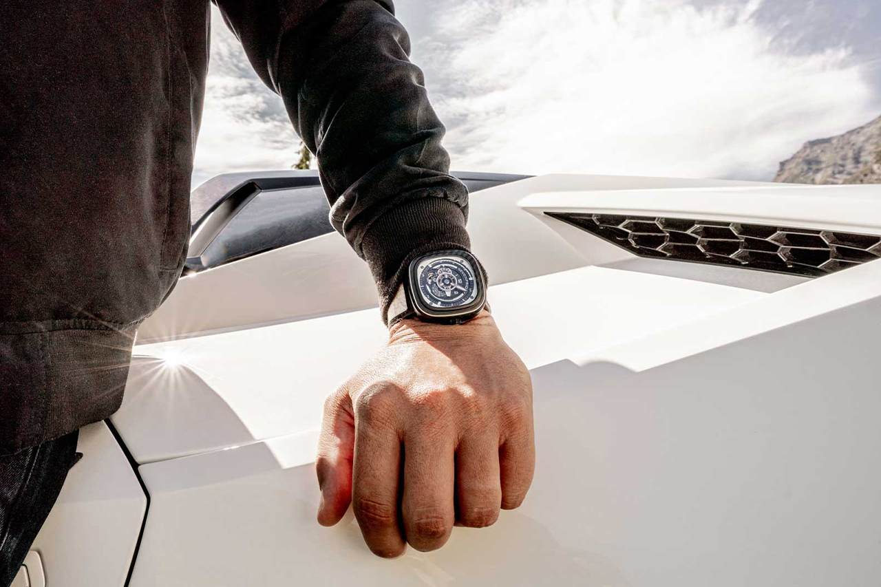 Sevenfriday P3C_07 White Carbon