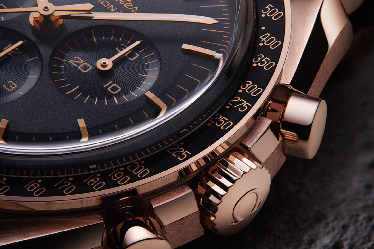 Omega Moonwatch Professional Master Chronometer