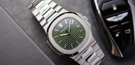 Patek Philippe Nautilus 5711/1A Olive Green Watch Review