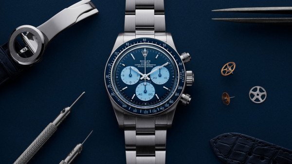Artisans De Genève’s Latest Custom Rolex Bathes in Shades of Blue