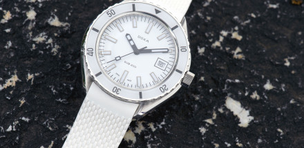 DOXA Introduce White to the Palette of the Sub 200