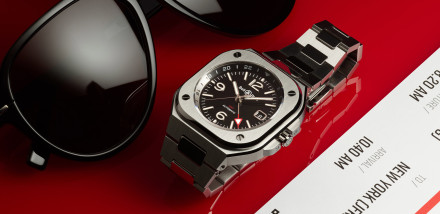 Bell & Ross Introduces Its First GMT Function to The BR 05