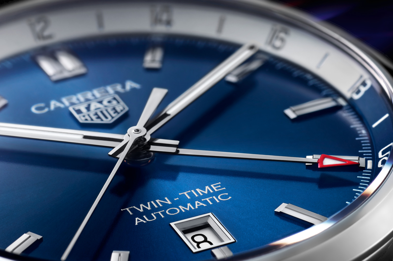 TAG Heuer Twin-Time Date 41 mm