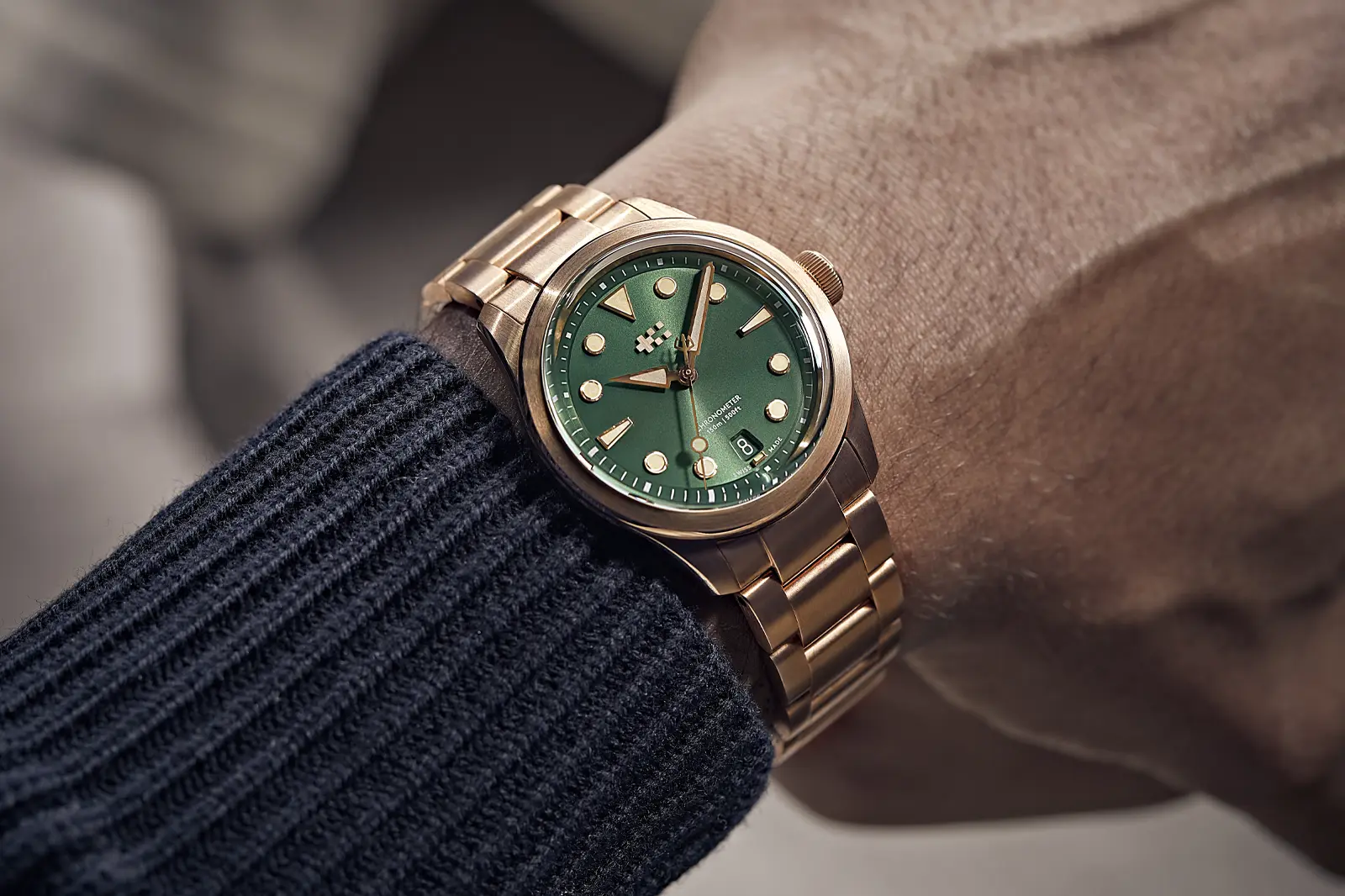Christopher Ward C65 Dune Bronze Beachgrass green