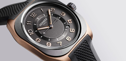 Hermès Introduce Bi-Colour Rose Gold and Titanium H08