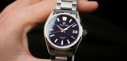 Grand Seiko Evolution 9 Spring Drive SLGA021 Lake Suwa Before Dawn Watch Review