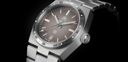Ollech & Wajs Introduce OW 8001 with Sporty Heritage Integrated Bracelet Design