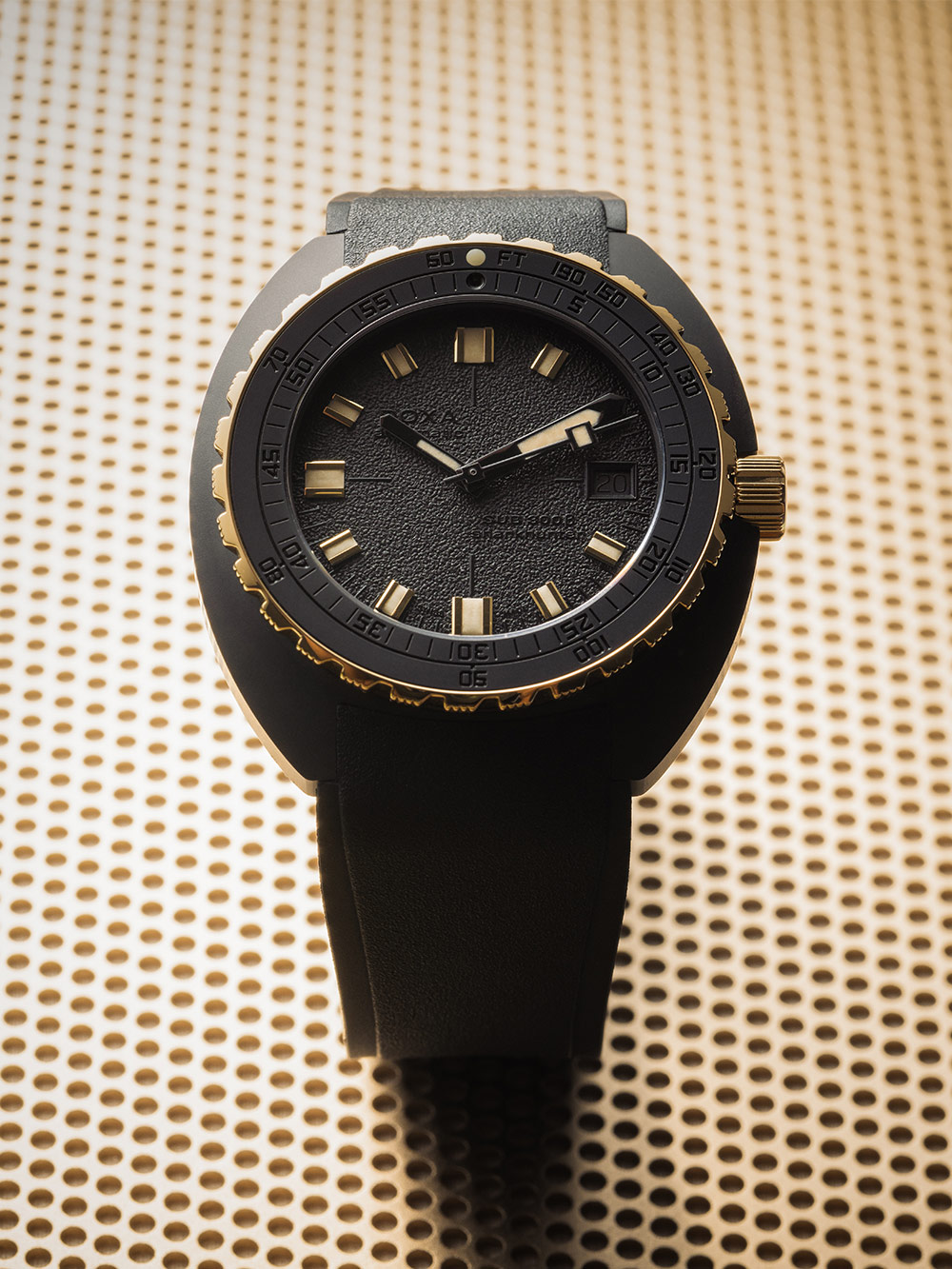 Doxa Sub 300β Sharkhunter