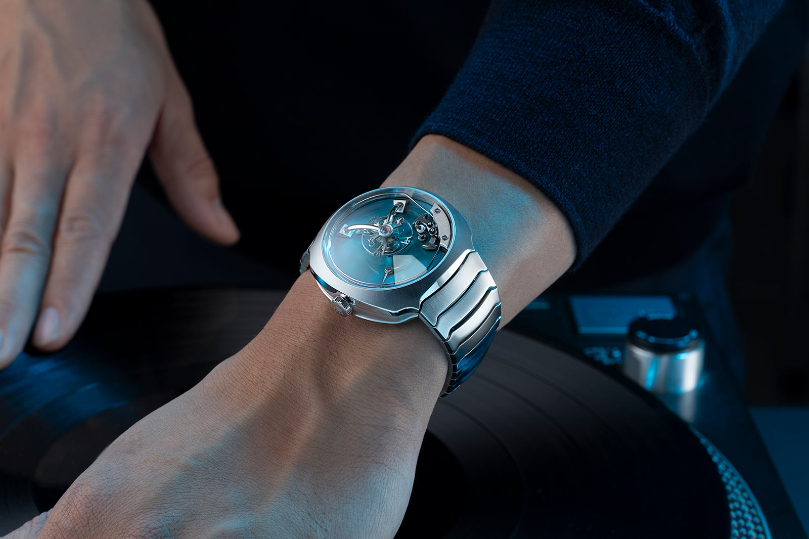 H. Moser & Cie x MB&F Streamliner Pandamonium Only Watch 2023