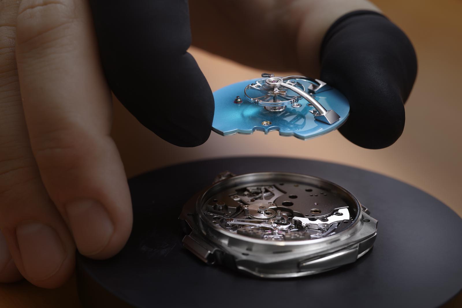 H. Moser X MB&F Streamliner Pandamonium