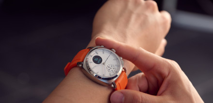 The Senso Hybrid is Pininfarina’s Debut Smartwatch