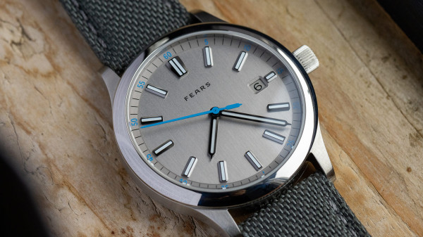 Fears Redcliff 39.5 Date Watch Review