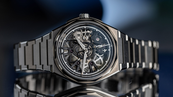 Christopher Ward Twelve X (Ti) Watch Review