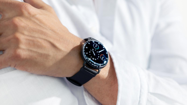 Ressence Wins Design Award With New Type 3 BB2