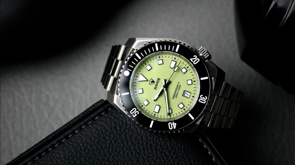 Raven Endeavour II Pistachio Watch Review