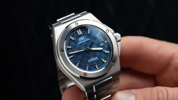IWC Ingenieur Automatic 40 Blue Watch Review