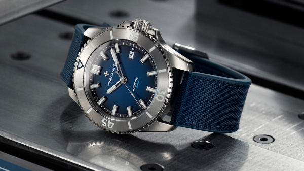 Venezianico Nereide Titanio Introduces Titanium to Venetian Dive Watch