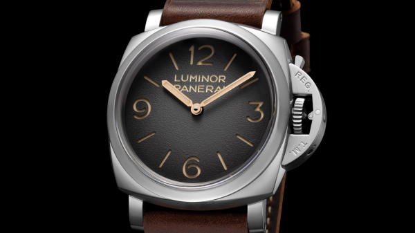 Panerai Launch Luminor Tre Giorni Manual at Huge 47mm Size
