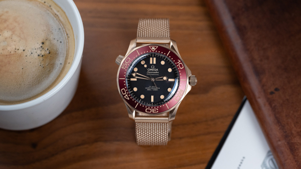 Omega Seamaster Diver 300M Bronze Gold Watch Review