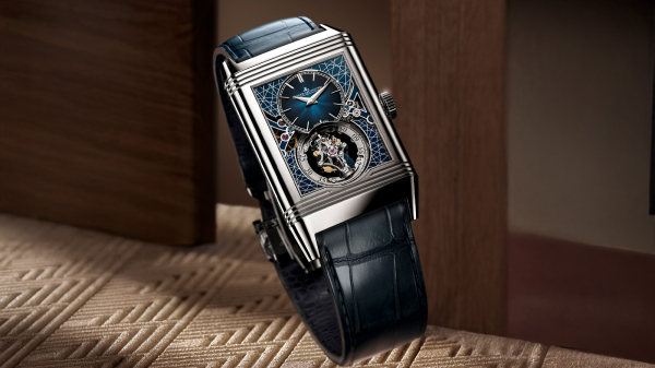 Jaeger-LeCoultre Reverso Hybris Artistica Calibre 179, A Split Personality Grail in White Gold