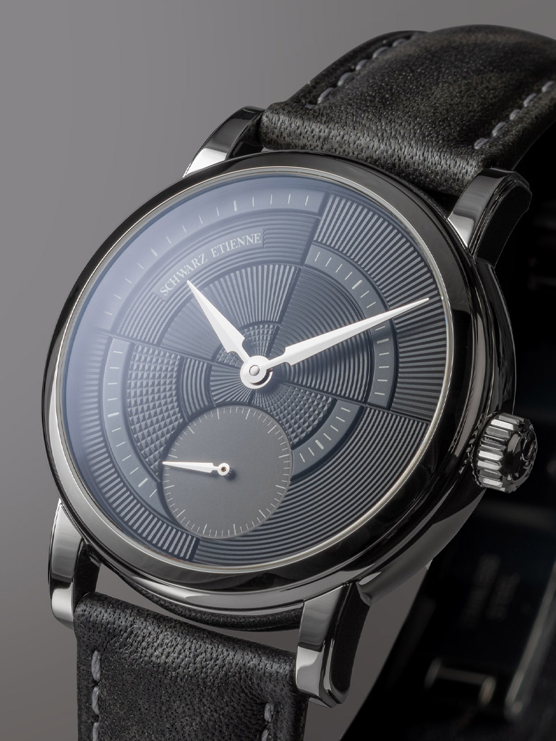 Schwarz Etienne Geometry Black