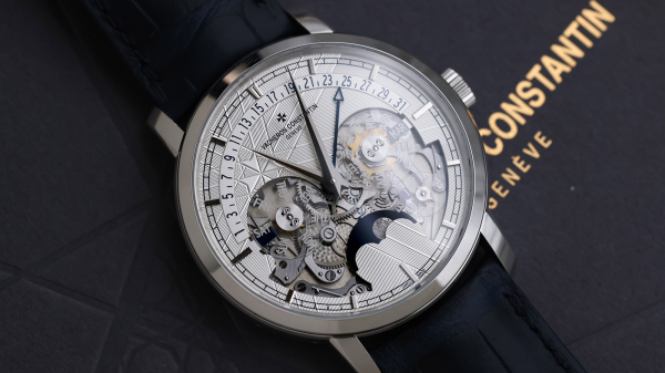 Vacheron Constantin Traditionnelle Perpetual Calendar Retrograde Date Openface Watch Review
