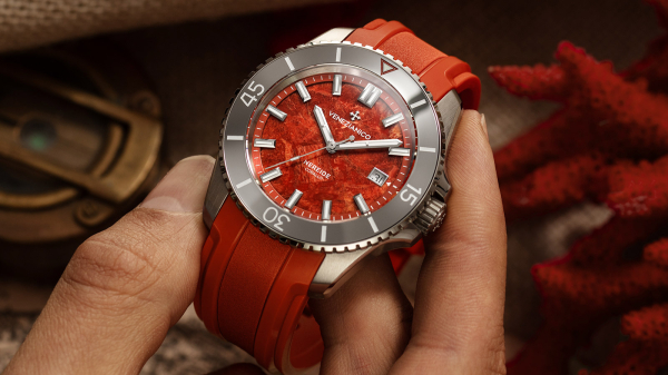 Venezianico Nereide Corallo Brings a Coral Mosaic to Their Venetian Diver