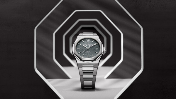Girard-Perregaux Launch Laureato 42mm Infinite Grey with Flinqué Dial
