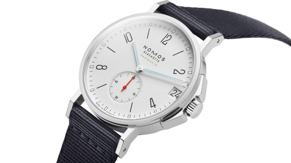Nomos Glashütte Expand Ahoi Neomatik 38 Date with White Silver Edition