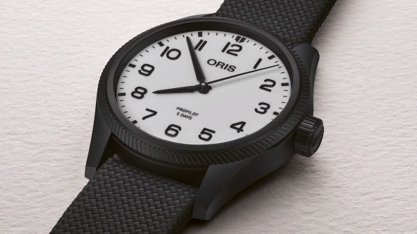 Oris Release ProPilot Hölstein Edition 2025 with Full Lume Mystery Bear
