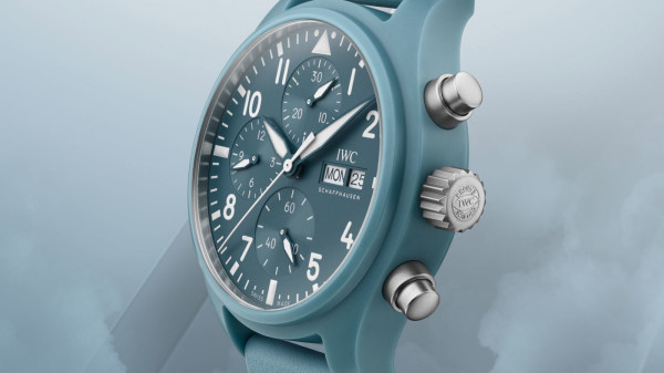 IWC Present Pilot’s Watch Chronograph 41 Top Gun Ceramic and Steel in new Miramar Blue