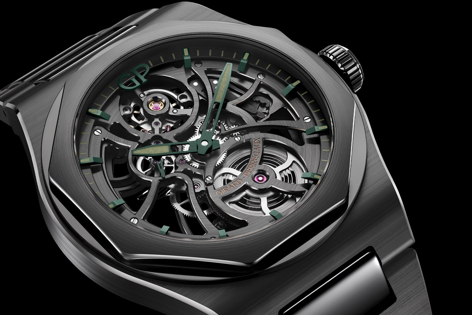 Girard-Perregaux Laureato Skeleton Aston Martin Edition