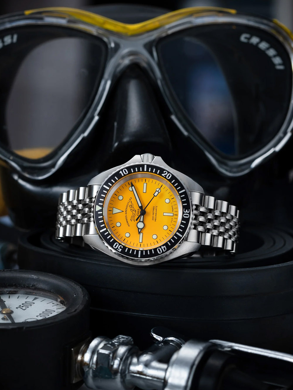H.G.P Diver 200m Mecaquartz Yellow