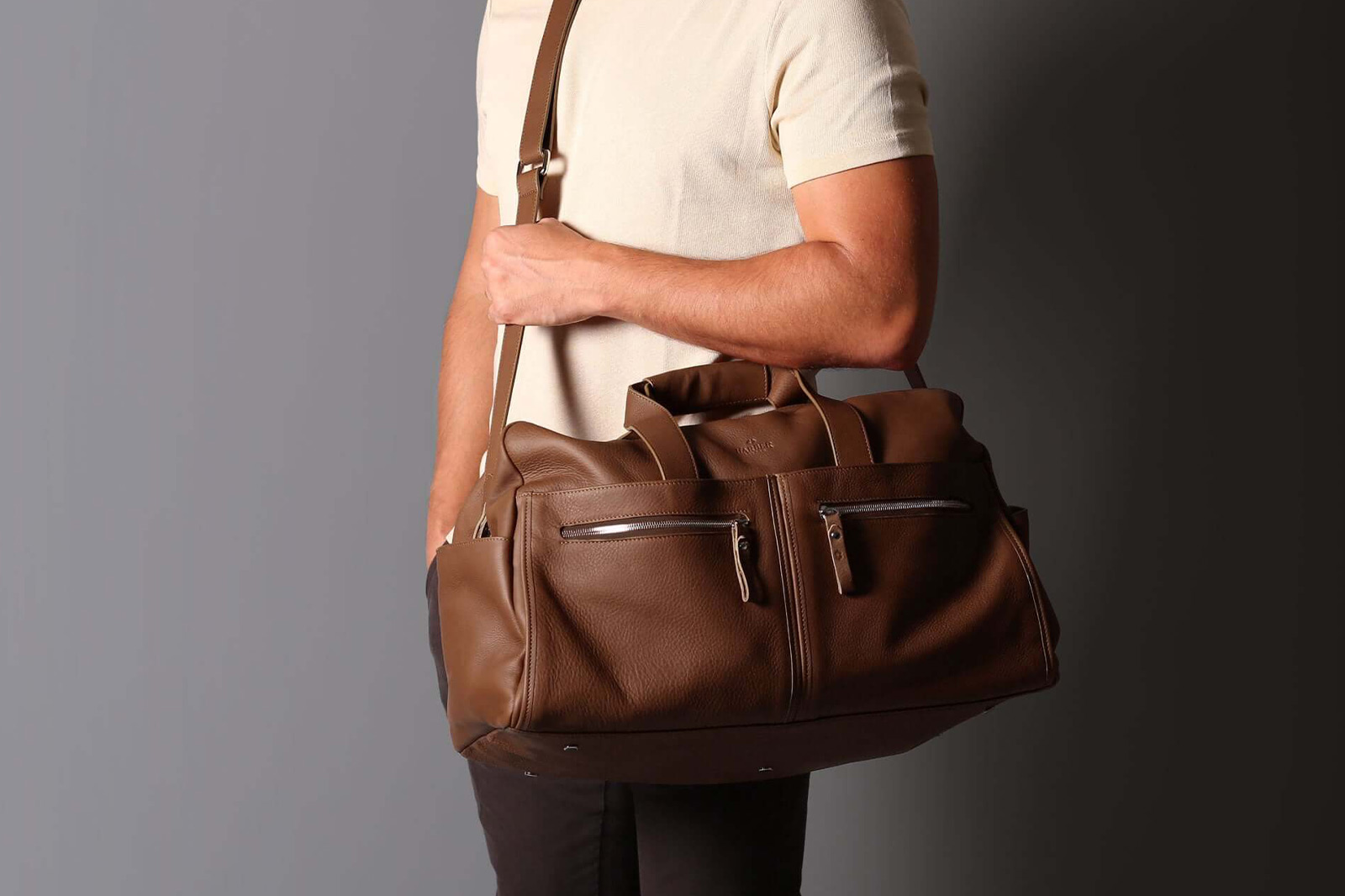 Harber London Leather Weekender Bag