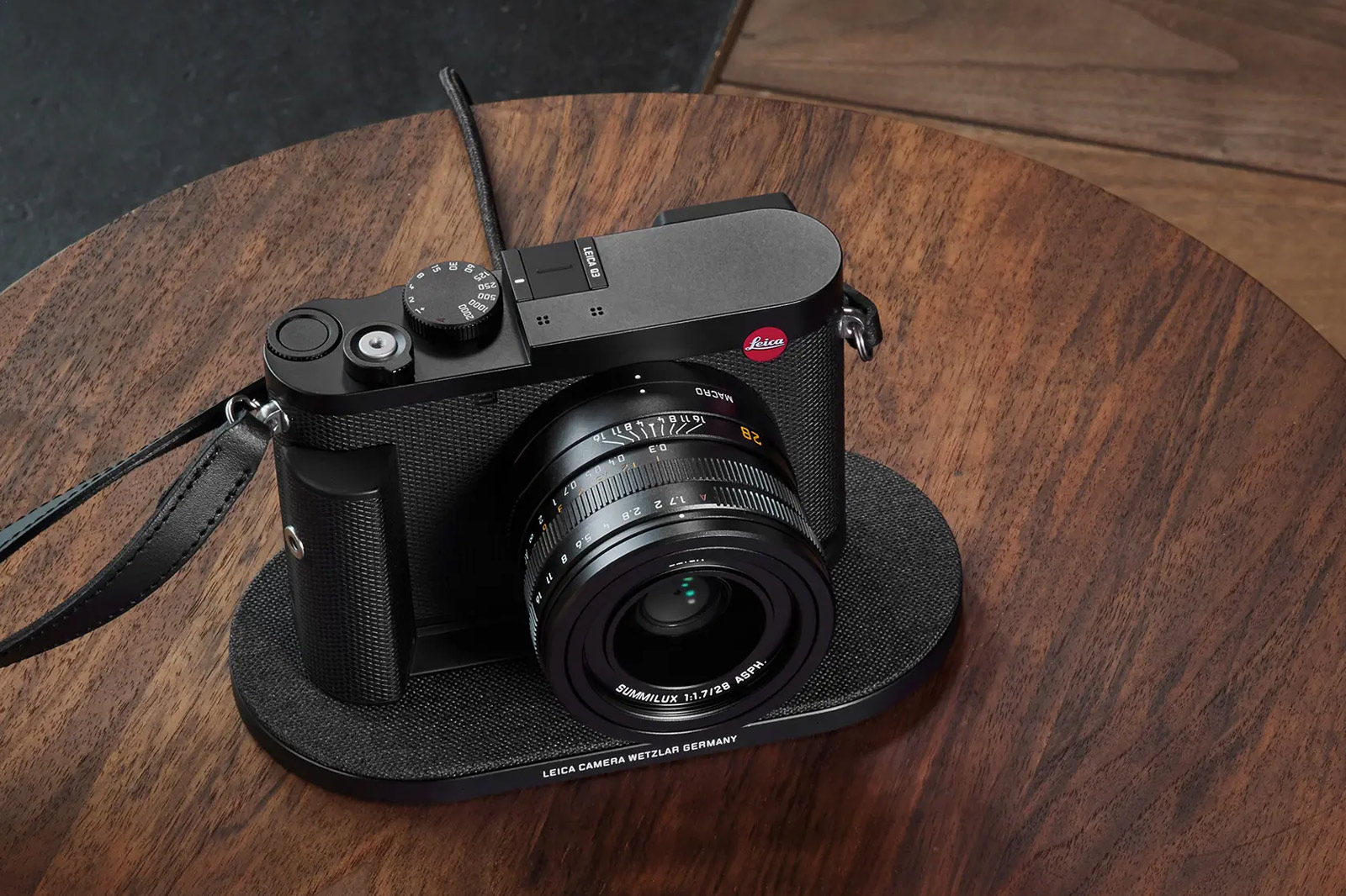 Leica Q3 Compact Camera