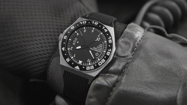 Micromilspec Launch Their First Pilots’ Watch, the Dualtimer