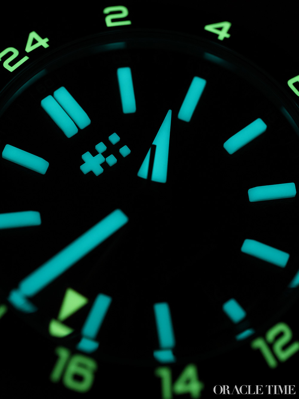 Christopher Ward C63 Sealander Extreme GMT