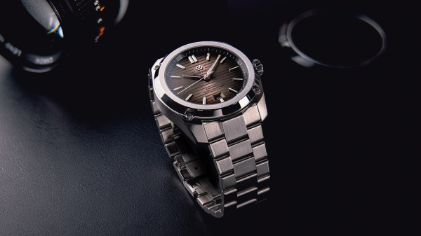 Formex Essence 41mm Automatic COSC Receives Stainless Steel Update