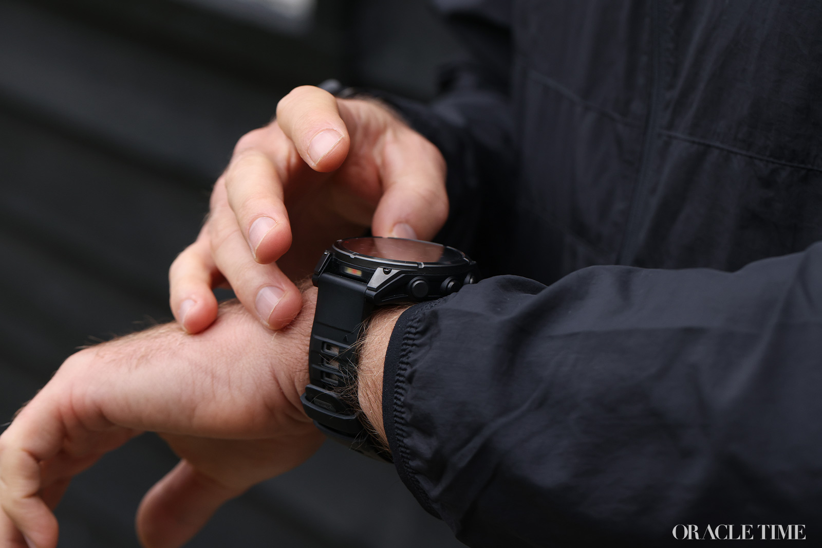 Garmin Fenix 8 Pro AMOLED Sapphire Titanium