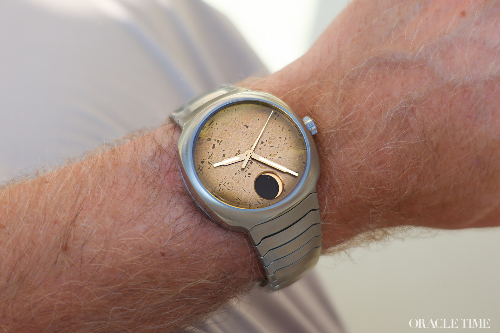 H. Moser & Cie. Streamliner Perpetual Moon Concept Meteorite