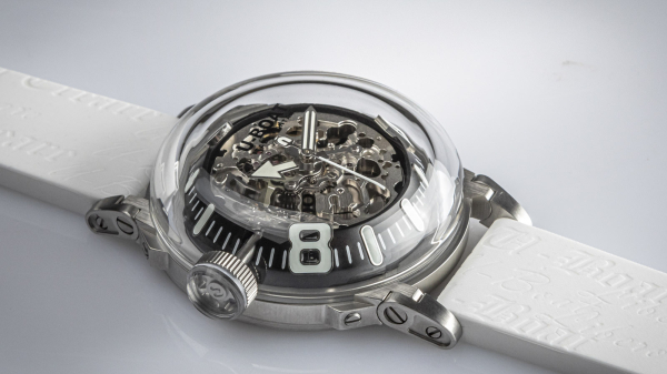 U-BOAT U-65 Extra-Curved Receives Automatic Update