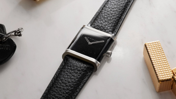 De Rijke & Co. Launch the Capri Rectangular Watch with Modern Flair